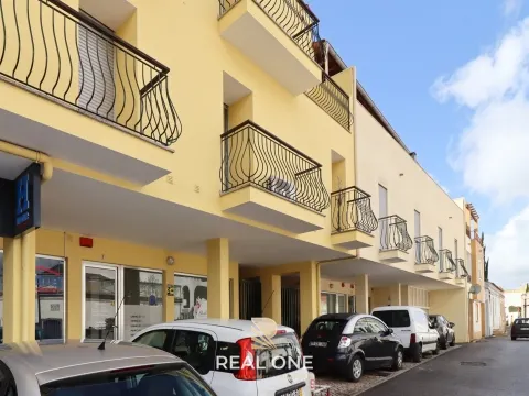 Tienda en el centro de Algoz