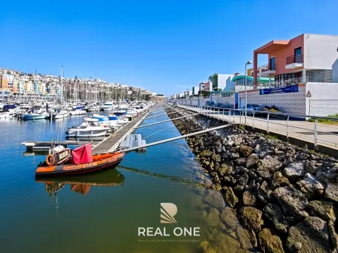 Villa de 3 habitaciones con piscina privada en la Marina de Albufeira