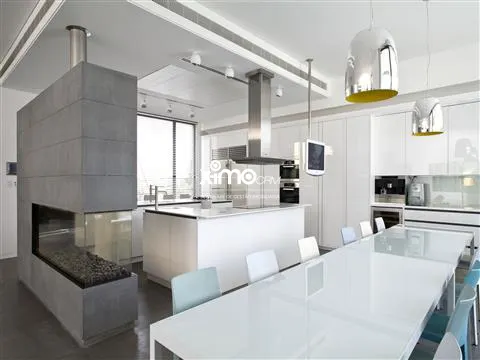 独立式的房子 4个房间