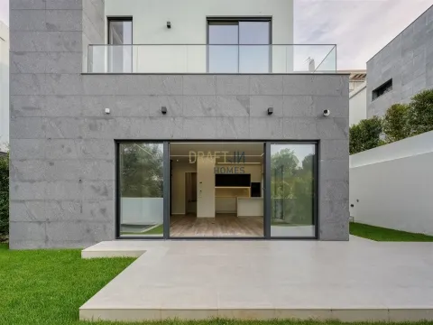 Lujosa vivienda de 4 dormitorios con ascensor, a estrenar en Estoril.