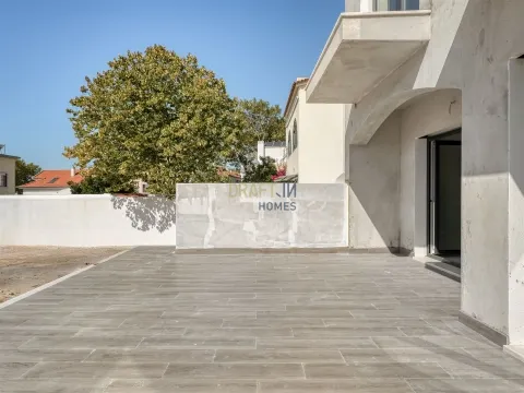 Ocean Prime Village - Luxury condominium with 11 villas in S. Pedro do Estoril, Cascais.