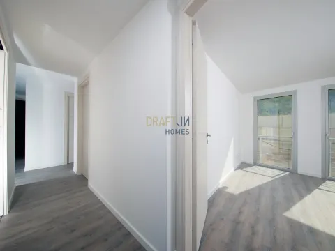 3-bedroom Duplex Apartment in Private Condominium – Pombal