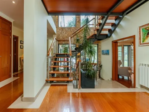 Villa contemporaine de 4 chambres à Beloura - Sintra