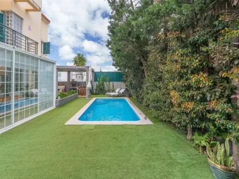 4-Zimmer-Haus mit beheiztem Pool in Alcabideche zu vermieten