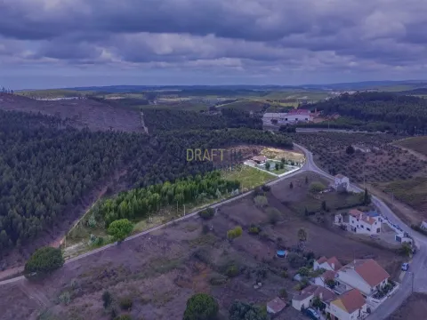 Terreno edificabile di 1000 m2.  