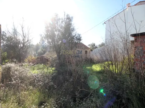 Moradia T1 em lote de 210m2 em Carregal do Sal - Viseu.