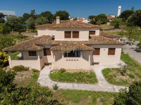 Villa con 5 camere da letto a Barosa, Leiria