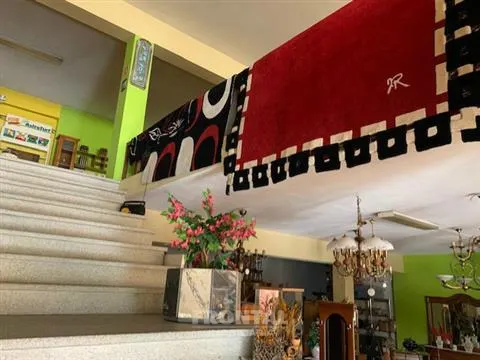 Loja comercial com 1200 m2 no centro de Vila Flor