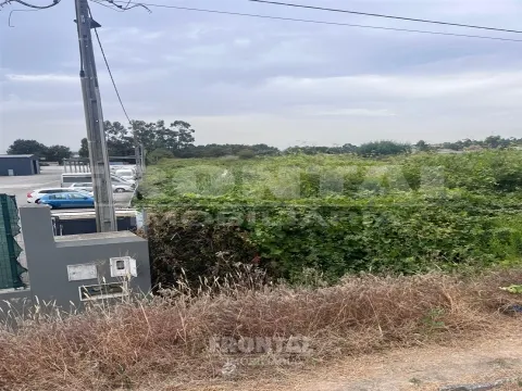 Terreno Para Venda – 6.000 m² | Localização Estratégica junto ao Aeroporto