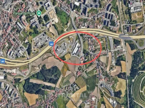 Warehouse for Industry and Logistics - with 3,000 m² | Águas Santas, Maia