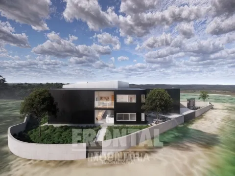 Terrain avec projet approuvé - 2 600 m² | São Pedro da Cova, Porto