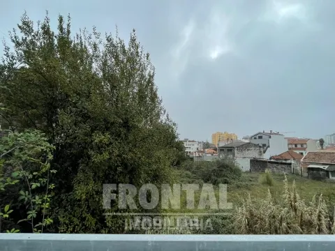 Terreno para Construção em Altura | Centro Da Areosa, Pedrouços, Maia