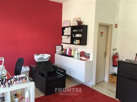 Loja para Venda - Excelente Localização | Montes Burgos, Matosinhos, Porto