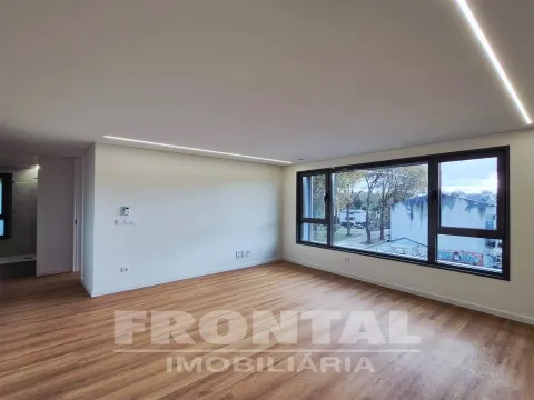 Apartamento T2+1 com Sótão + Garagem &#124; Arca D’Água, Paranhos, Porto
