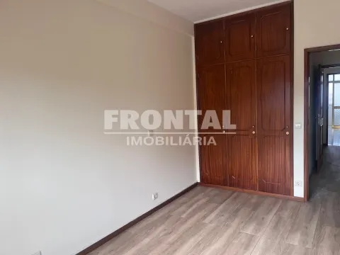 T2 Ensoleillé &#124; Rio Tinto, Porto