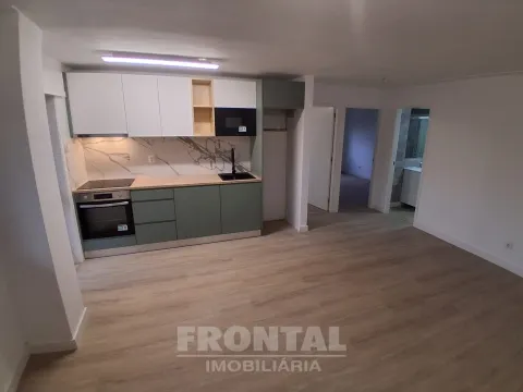 Apartamento T2 em Fase Final de Remodelação | Duas Frentes | Rio Tinto, Gondomar