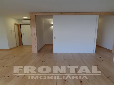 Apartamento T0 Totalmente Remodelado | Paranhos, Porto