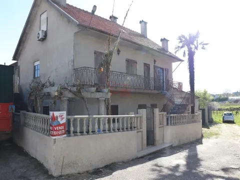 Moradia Isolada T3+3