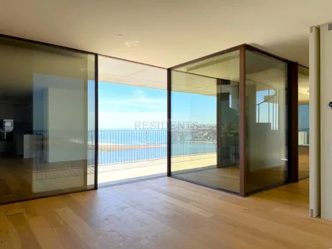 Penthouse 4 chambres avec terrasse et piscine privée | Foz do Douro
