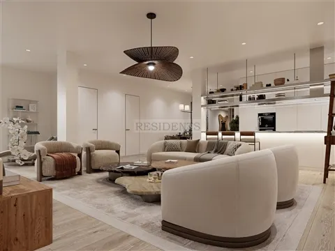 Fully renovated 3-bedroom apartment with terrace on Serralves