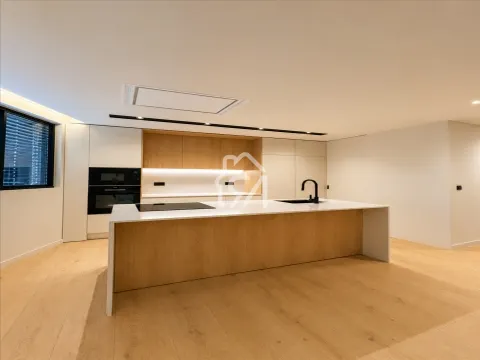 Apartamento T4