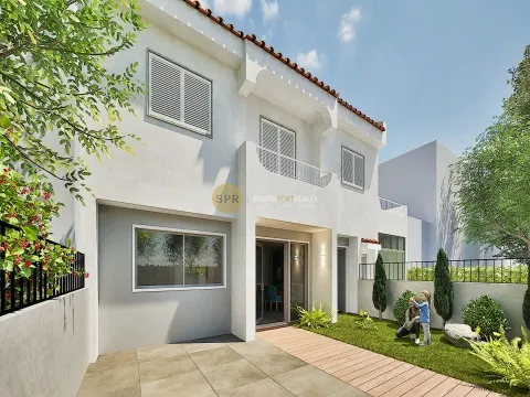 Moradia (Possibilidade) em Estômbar