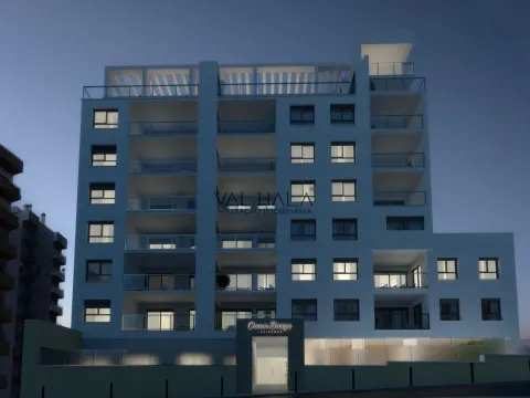 2 Bedroom Apartment, Praia da Rocha, Algarve