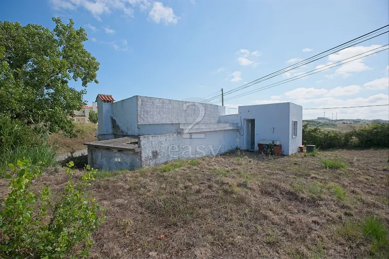 Moradia T1 com garagem e moinho, Pereiro de Palhacana, Alenquer