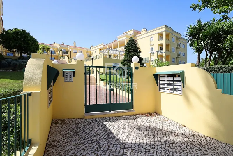 Apartamento T4 - Renovado -  Condomínio fechado – Quinta da Beloura