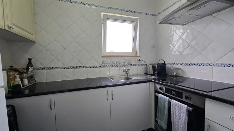 Appartement 2 chambres - meublé et équipé - Copropriété avec jardin - Parking privé - Penina