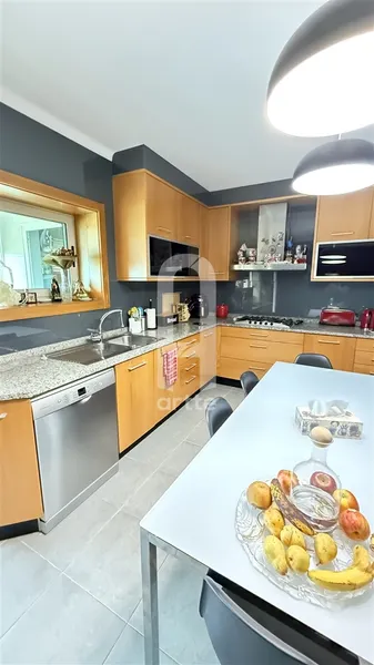 Wohnung 4 Schlafzimmer