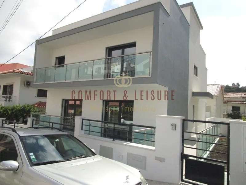 Maison 4 Chambres NOUVEAU - Ramada / Odivelas