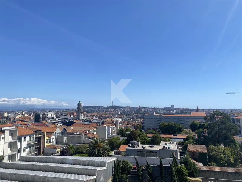 T1 mobilado - Vista Fantástica no Centro da Cidade