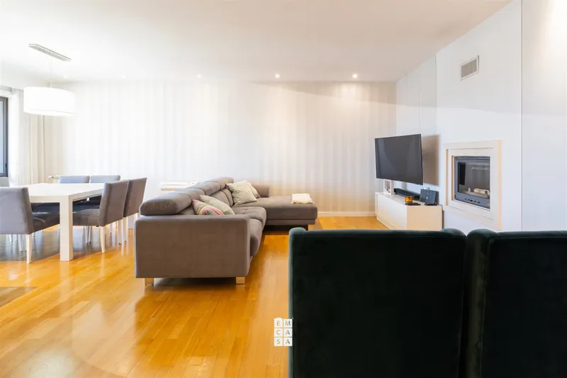 Apartamento T5 DUPLEX