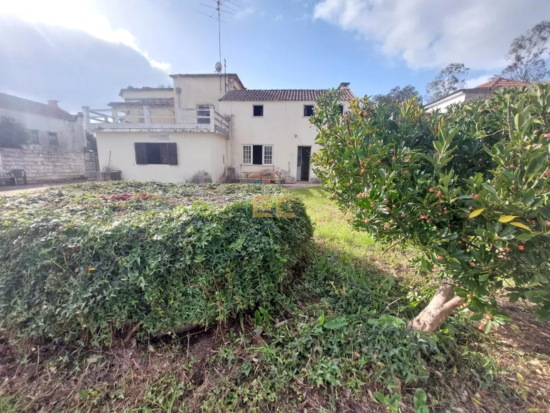 Casa con terreno, en Seiça!
