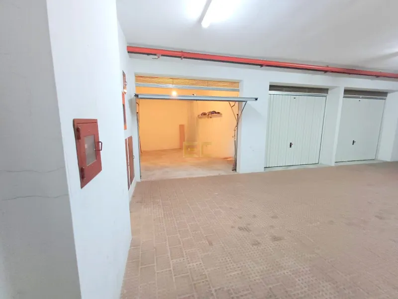 Garage in Abadias zu verkaufen!