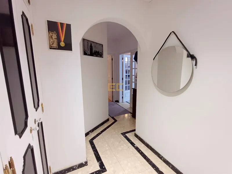 Appartement T1K avec garage à vendre - Plage de Buarcos !