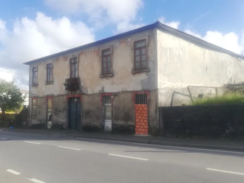 Moradia + Terreno - 6.558 m² | Fânzeres, Gondomar, Porto