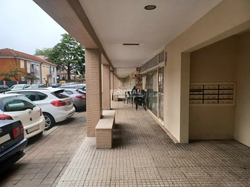 Lojas à Circunvalação