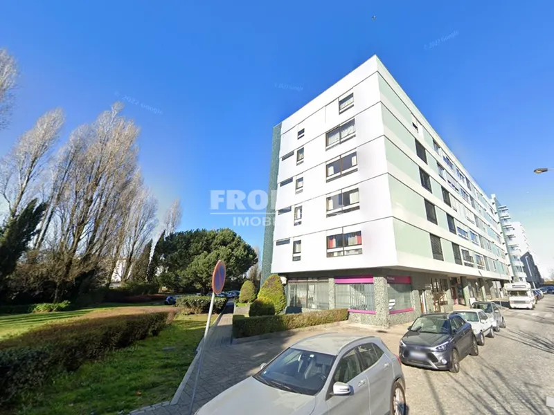 Lugar de Garagem para Venda | Polo Universitário, Hospital São João, Porto