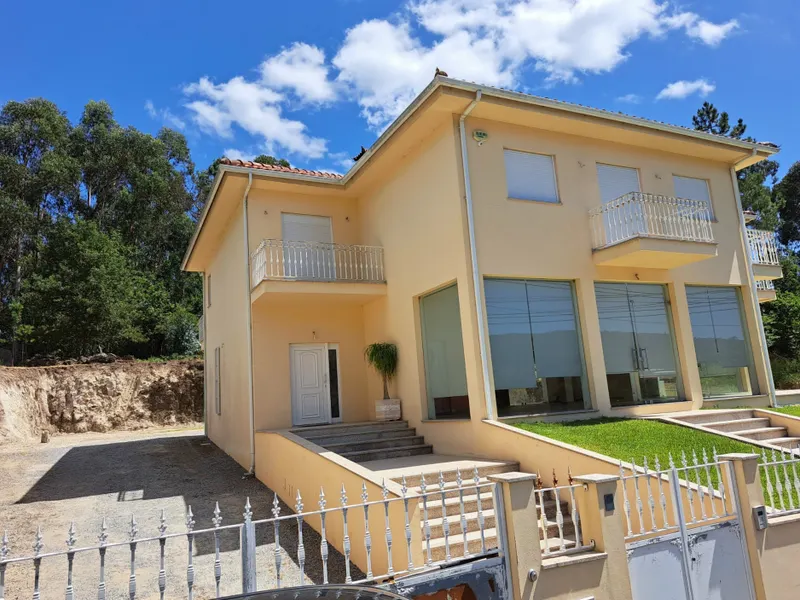 Detached house T3