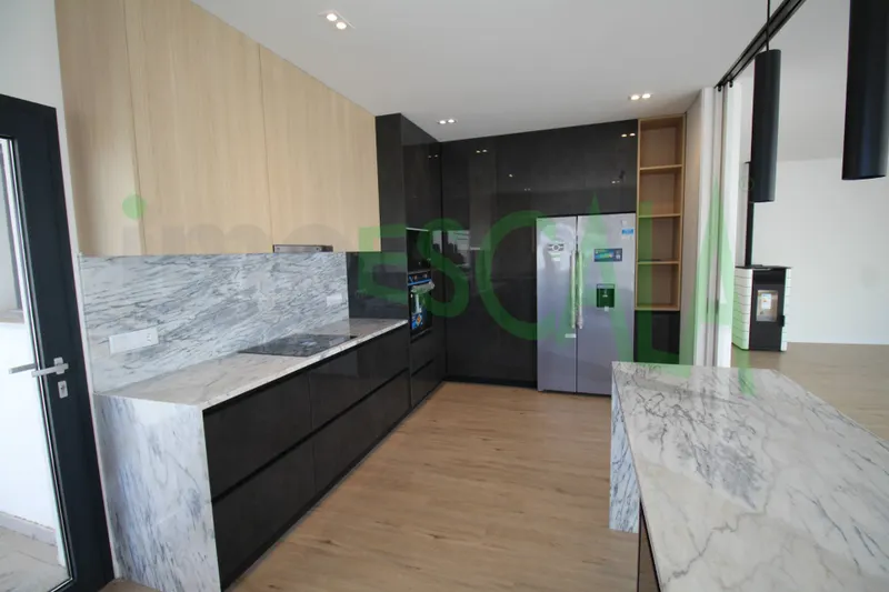 Moradia T4 de Luxo com Piscina