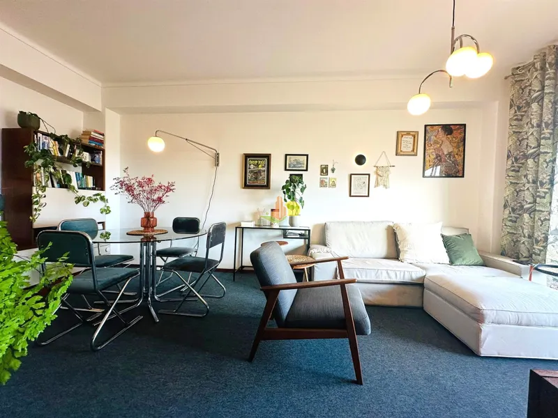 Twee-kamerappartement aan de Avenida! Uitzicht op zee!