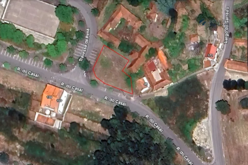 Lote de Terreno urbano c/ 906.7m2 para construção no Centro de Paredes