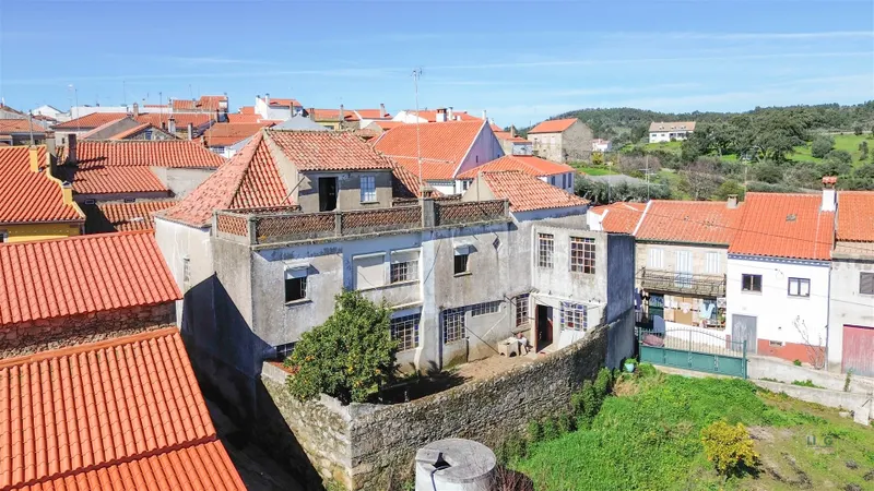 9-Bedroom House for Sale in Penamacor, Portugal | €65,000