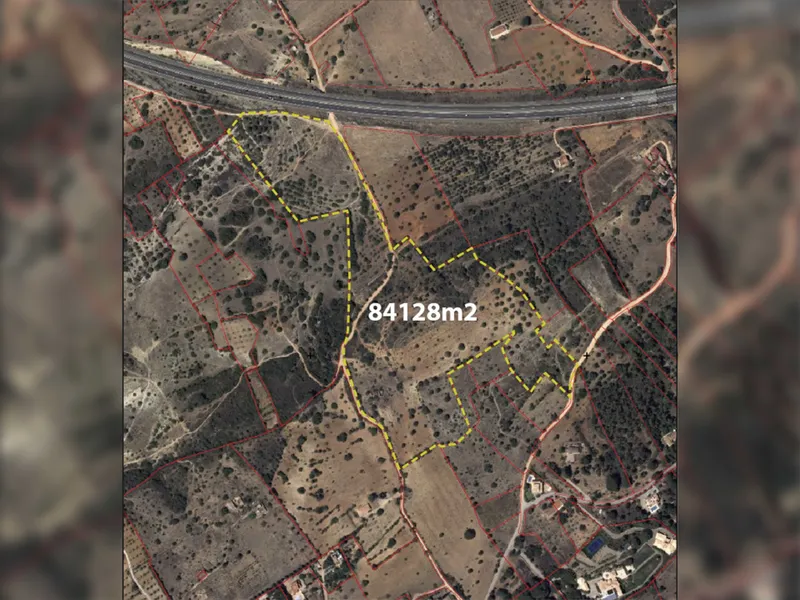 EXCLUSIVE! Expansive Land Near Porches with Ruins and Stunning Mountain Views