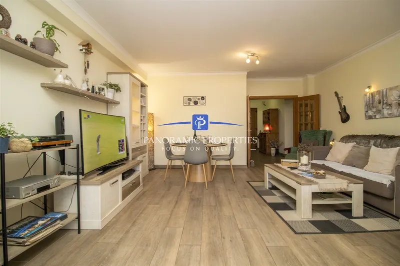  Elegant and spacious 2-bedroom ground floor apartment