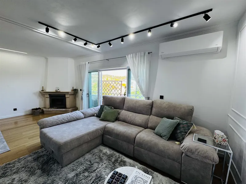 T3 em Grijó - Vila Nova de Gaia | Último Piso | Terraço e Vista Mar | Smart Home | Box 2 Carros