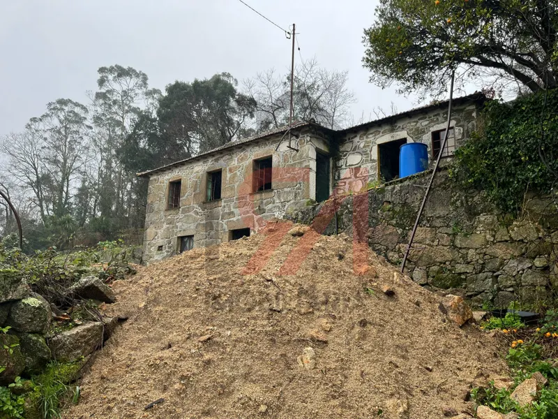 Moradia para Restaurar T2