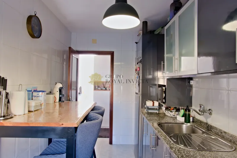 Apartamento T2 com Terraço Privativo e 2 L.Garagens – Póvoa de Varzim